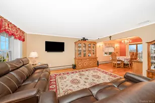 15 Lourae Dr, Massapequa Park, NY 11762 - Photo 14