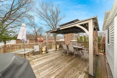 15 Lourae Drive, Massapequa Park, NY 11762 - Photo 6