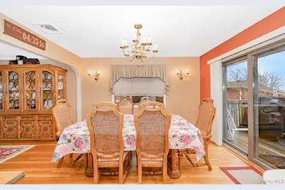 15 Lourae Drive, Massapequa Park, NY 11762 - Photo 10