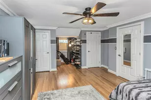 26 Herbert Dr, New Hyde Park, NY 11040 - Photo 24