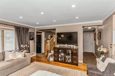 26 Herbert Drive, New Hyde Park, NY 11040 - Photo 10
