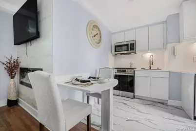 101 Lafayette Avenue #10M, Brooklyn, NY 11217 - Photo 4