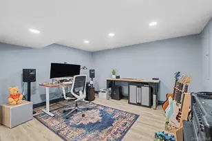 1304 Birch Hill Ln, Mamaroneck, NY 10543 - Photo 36