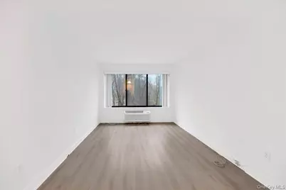 500 High Point Drive #412, Hartsdale, NY 10530 - Photo 20