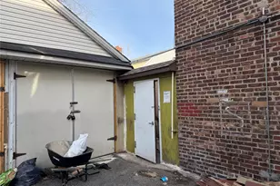 49-04 69th St, Woodside, NY 11377 - Photo 12