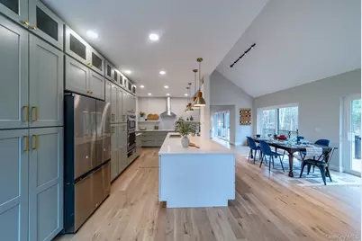 32 Pro Court, Hurley, NY 12443 - Photo 8