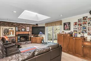 5 Jan Ln, Woodbury, NY 11797 - Photo 16