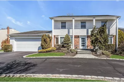 5 Jan Lane, Woodbury, NY 11797 - Photo 1