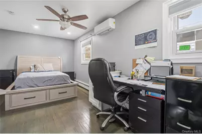 568 Centerwood Street, West Babylon, NY 11704 - Photo 8