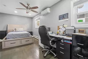 568 Centerwood St, West Babylon, NY 11704 - Photo 8