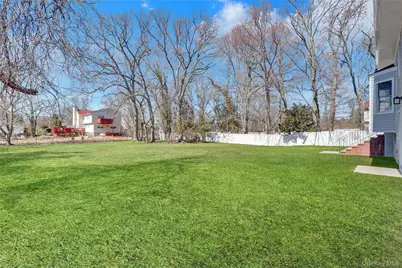 201 Brookside Avenue, Roosevelt, NY 11575 - Photo 30