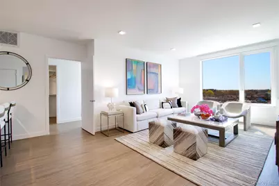 333 Warner Avenue #214, Roslyn, NY 11576 - Photo 4