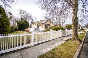 720 New York Ave, Baldwin, NY 11510 - Photo 2