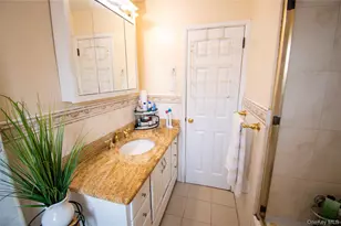 720 New York Ave, Baldwin, NY 11510 - Photo 18