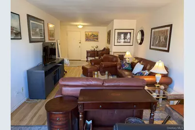 209-39 23 Ave #4K, Bayside, NY 11360 - Photo 6