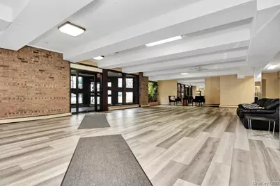 570 Broadway #B23, Lynbrook, NY 11563 - Photo 24