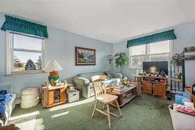 570 Broadway #B23, Lynbrook, NY 11563 - Photo 4