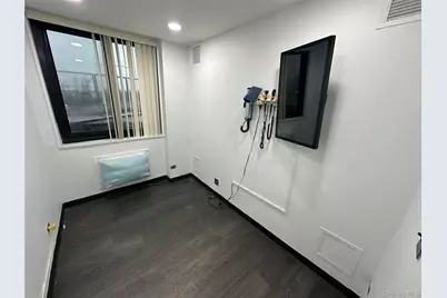 711 Seagirt Avenue #2, Far Rockaway, NY 11691 - Photo 1