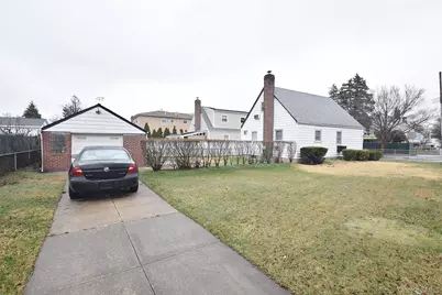 6332 138th Street, Flushing, NY 11367 - Photo 18