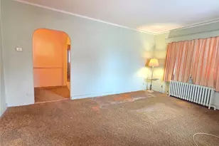 242 Graff Ave, Bronx, NY 10465 - Photo 2