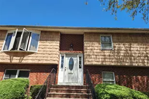 35 Mulford Pl, Hempstead, NY 11550 - Photo 2
