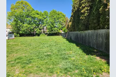 35 Mulford Place, Hempstead, NY 11550 - Photo 4