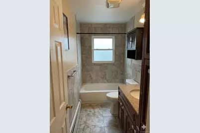 373 Port Avenue, Ronkonkoma, NY 11779 - Photo 12