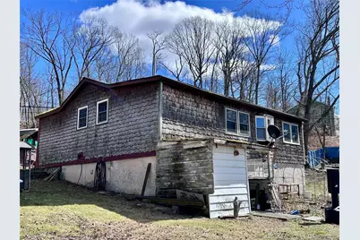 759 E Hillside Road, Wappingers Falls, NY 12590 - Photo 4