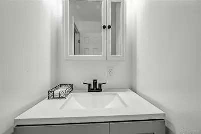 111 Vicki Lane, Hopewell Junction, NY 12533 - Photo 18