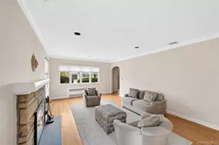 24 Allen Rd, Rockville Centre, NY 11570 - Photo 4