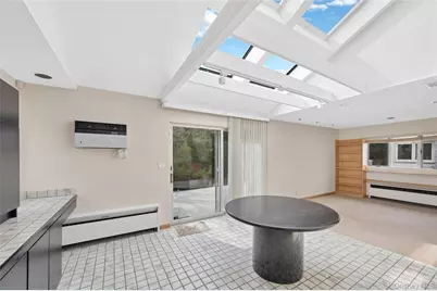 24 Allen Road, Rockville Centre, NY 11570 - Photo 14