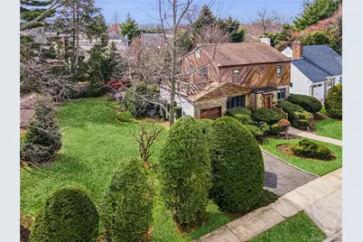 24 Allen Road, Rockville Centre, NY 11570 - Photo 1