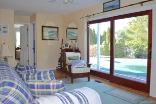 16 Grant Blvd, Hampton Bays, NY 11946 - Photo 10