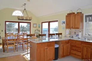 16 Grant Blvd, Hampton Bays, NY 11946 - Photo 4