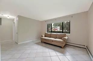 39 Woodbrook Dr, Ridge, NY 11961 - Photo 16