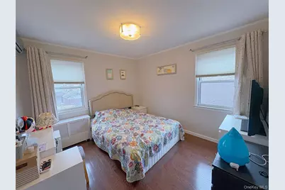 5836 Bell Boulevard, Bayside, NY 11364 - Photo 14