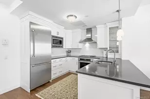 10 Byron Pl, Larchmont, NY 10538 - Photo 6