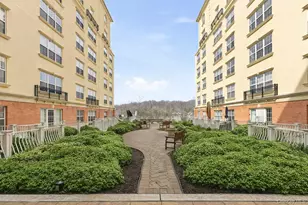 10 Byron Pl, Larchmont, NY 10538 - Photo 2