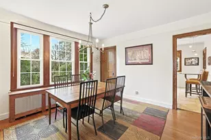 11 Van Buren Pl, White Plains, NY 10603 - Photo 10