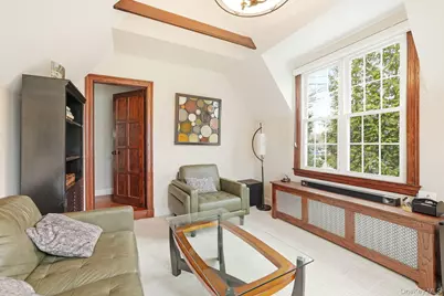 11 Van Buren Place, White Plains, NY 10603 - Photo 18