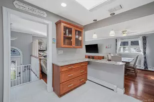 47 2nd St, Ronkonkoma, NY 11779 - Photo 6