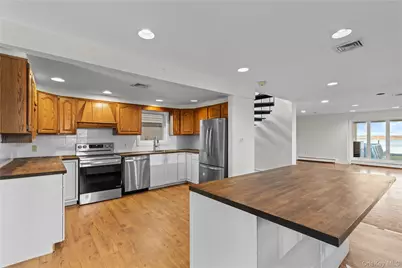 115 Maryland Avenue, Long Beach, NY 11561 - Photo 6