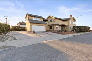 115 Maryland Ave, Long Beach, NY 11561 - Photo 2