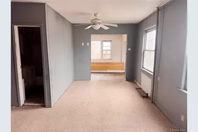 93 Vermont Avenue, West Babylon, NY 11704 - Photo 6