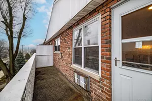 2 Fowler Ave, Lynbrook, NY 11563 - Photo 16