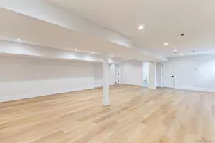 31 Windwood Ct, Westhampton, NY 11977 - Photo 22