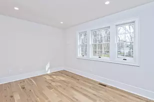 31 Windwood Ct, Westhampton, NY 11977 - Photo 14