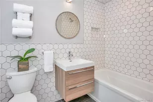 237 Tomahawk St, Baldwin Place, NY 10505 - Photo 14