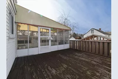 158 Roosevelt Avenue, Freeport, NY 11520 - Photo 18
