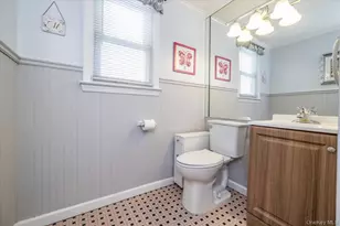 158 Roosevelt Ave, Freeport, NY 11520 - Photo 12